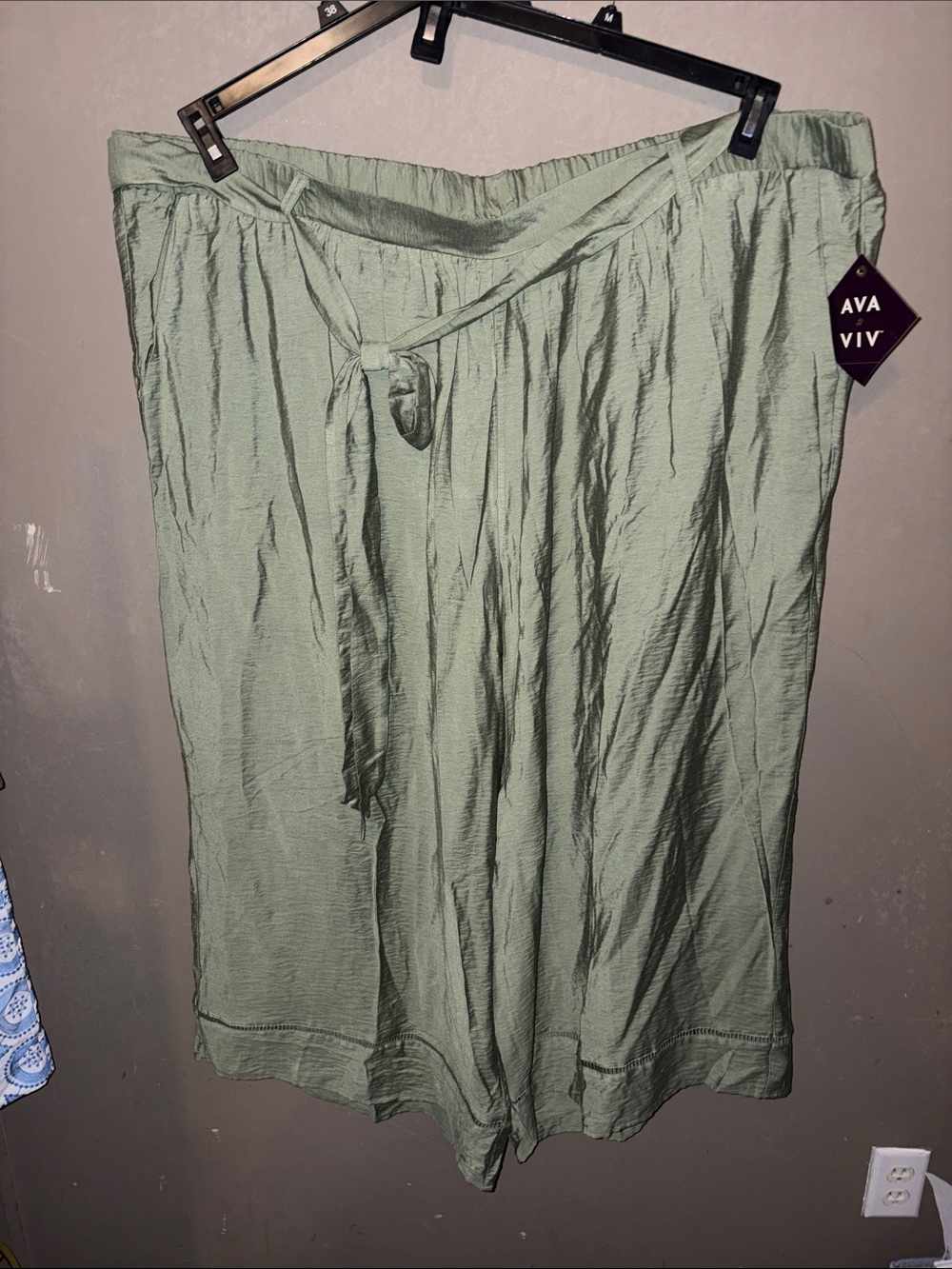 Target AVA & VIV Sage Green Midi Pull-On pants with Tie Waist